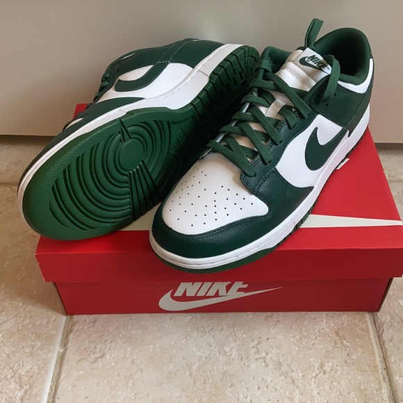 Nike Dunk Low Retro - Picture 2 of 4